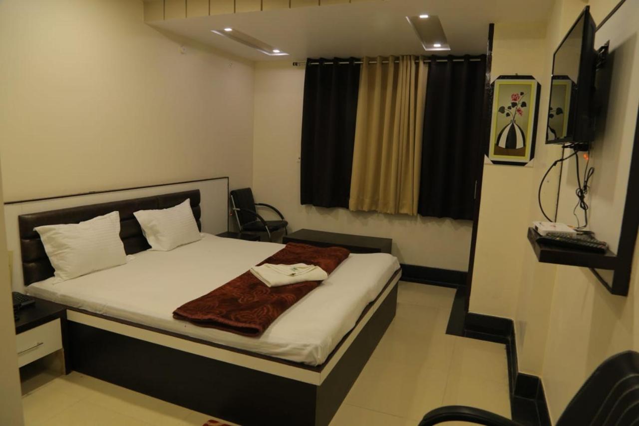 Venus Hotel 5 Minute Walking Distance From Dargah อัจเมอร์ ภายนอก รูปภาพ