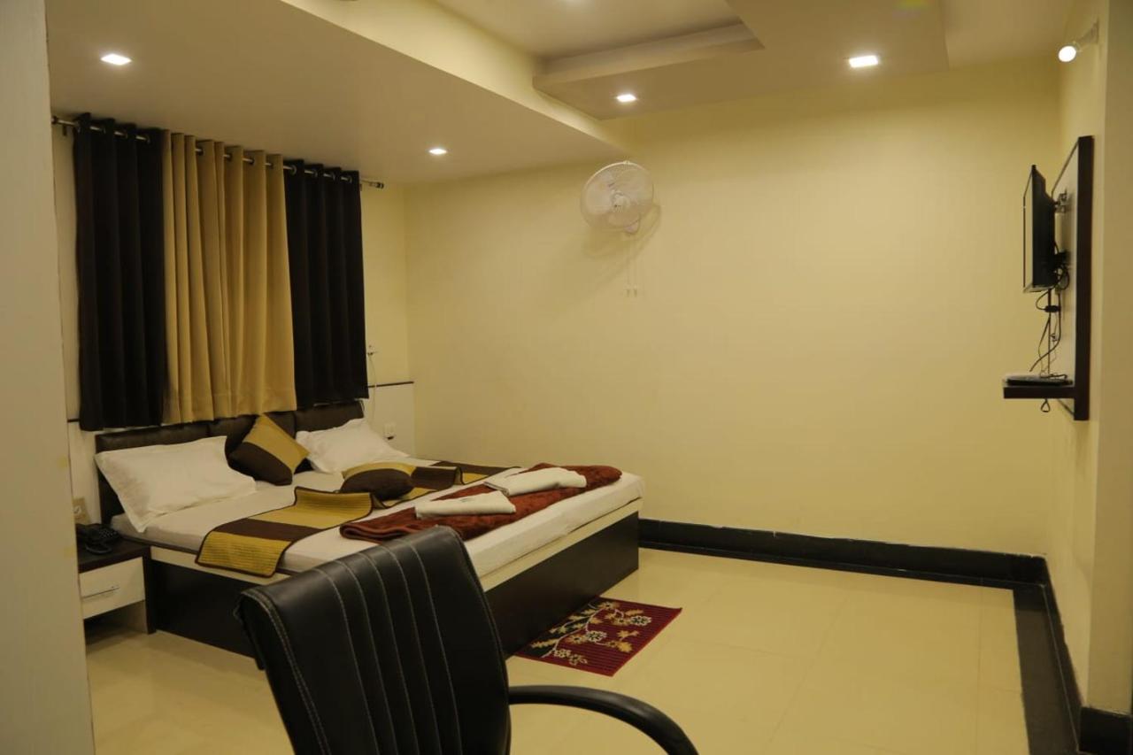 Venus Hotel 5 Minute Walking Distance From Dargah อัจเมอร์ ภายนอก รูปภาพ