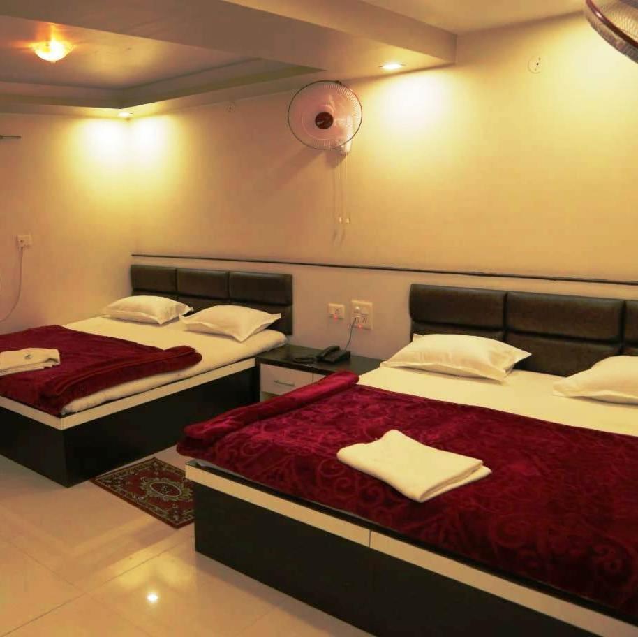 Venus Hotel 5 Minute Walking Distance From Dargah อัจเมอร์ ภายนอก รูปภาพ